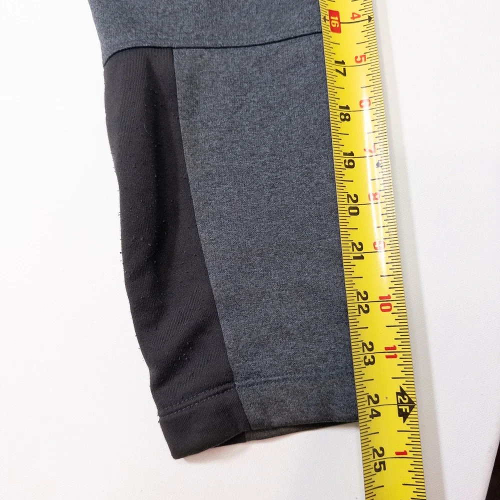 The North Face Pullover Men Small Gray Quarter Zip Fleece Chest Pocket